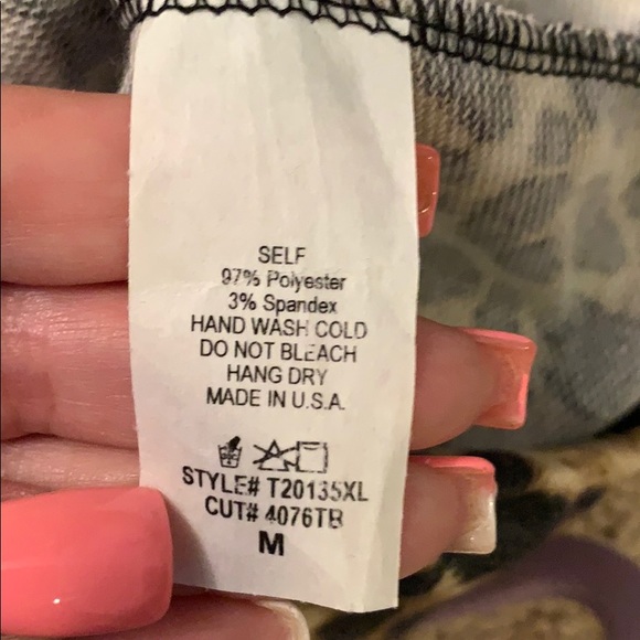 Top - Picture 3 of 3